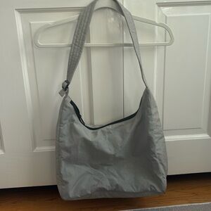 Nylon shoulder bag from Baggu